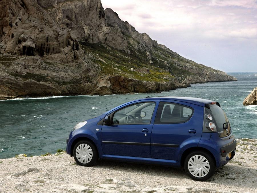  Citroen C1 5-Door 2005 года  (фото 2 из 16)